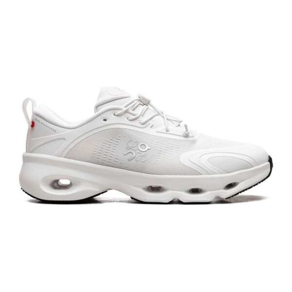 On x Loewe Cloudsolo  “ White“