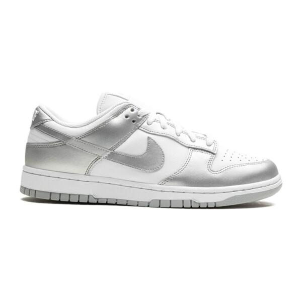 Nike Dunk Low  “Metallic Silver white“