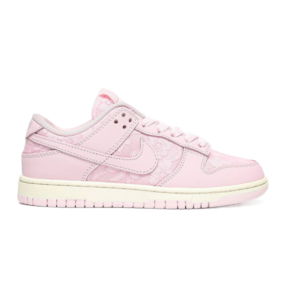 Nike Dunk Low  'Lace Pack - Regal Pink'